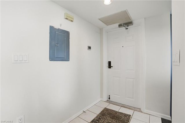 6101 Pelican Bay BLVD # 805, Naples, FL 34108