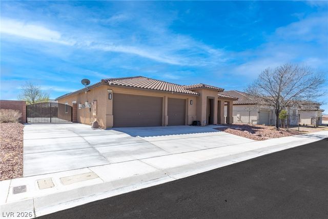 5761 East Badlands Lane, Pahrump, NV 89061