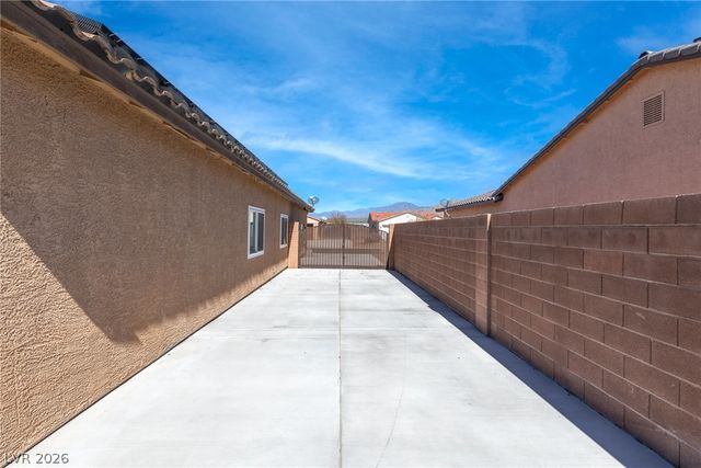 5761 East Badlands Lane, Pahrump, NV 89061