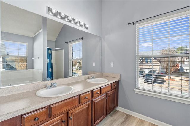 541 Hamlet Drive, Hampton, GA 30228