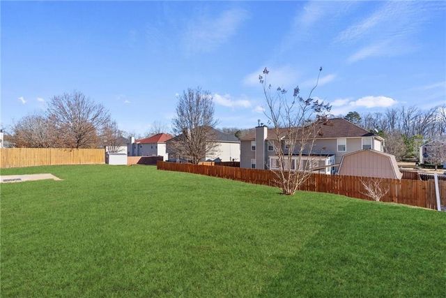 541 Hamlet Drive, Hampton, GA 30228