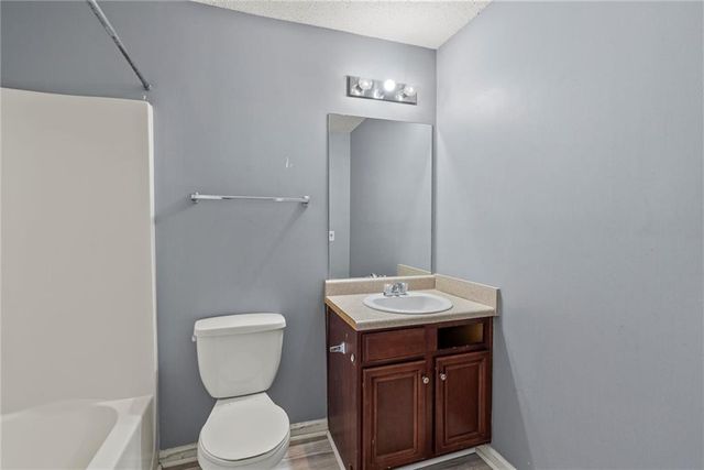 541 Hamlet Drive, Hampton, GA 30228