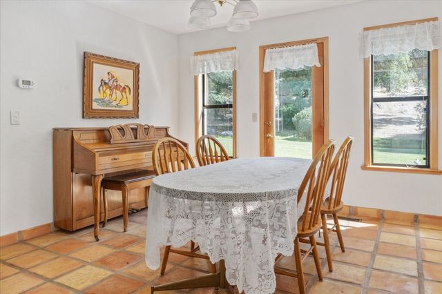 830 Stella Dr, Murphys, CA 95247