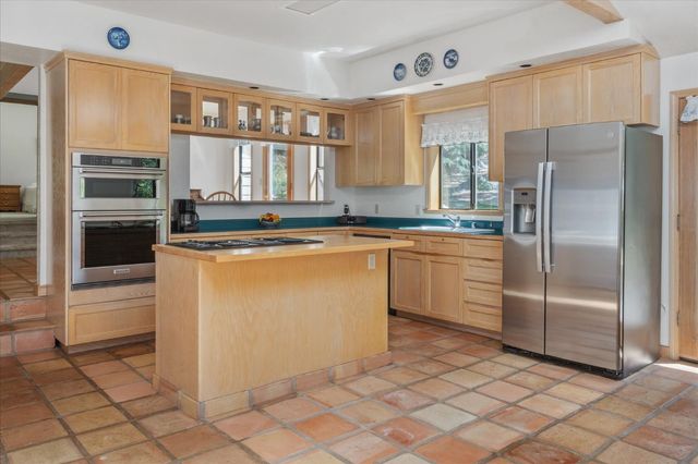 830 Stella Dr, Murphys, CA 95247