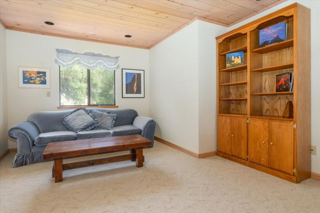 830 Stella Dr, Murphys, CA 95247
