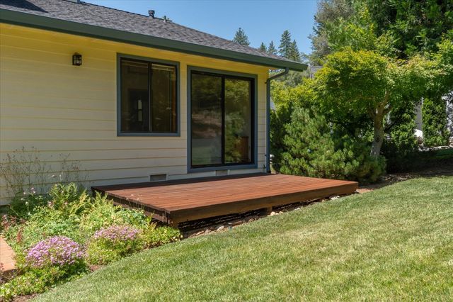 830 Stella Dr, Murphys, CA 95247