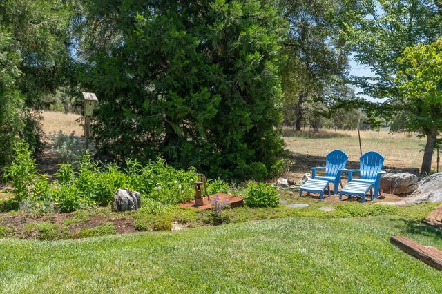 830 Stella Dr, Murphys, CA 95247