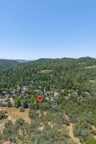 830 Stella Dr, Murphys, CA 95247