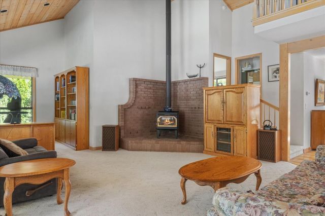 830 Stella Dr, Murphys, CA 95247