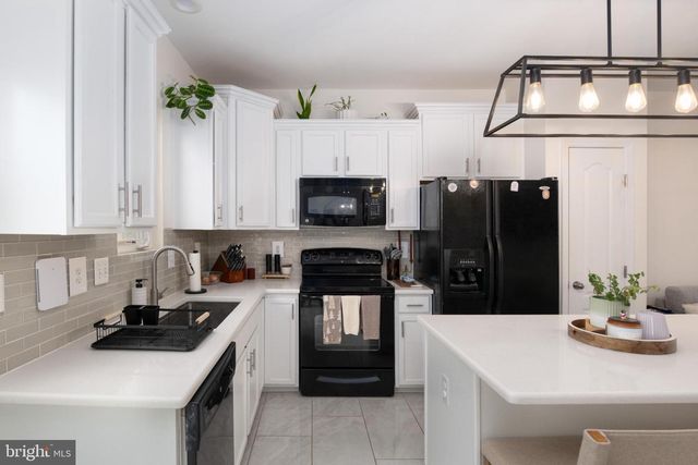 6841 ARCHIBALD DR, Glen Burnie, MD 21060