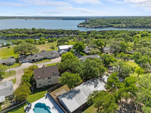 116 CR 1751, Clifton, TX 76634