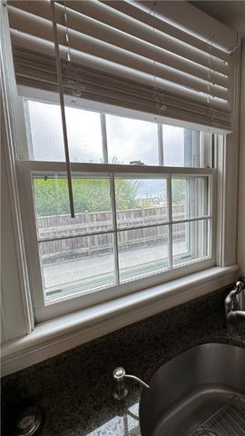 227 Thames Street 1, Bristol, RI 02809