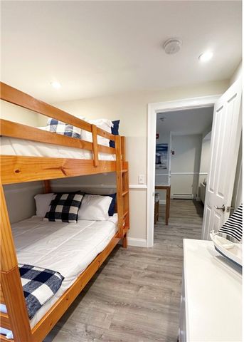 227 Thames Street 1, Bristol, RI 02809