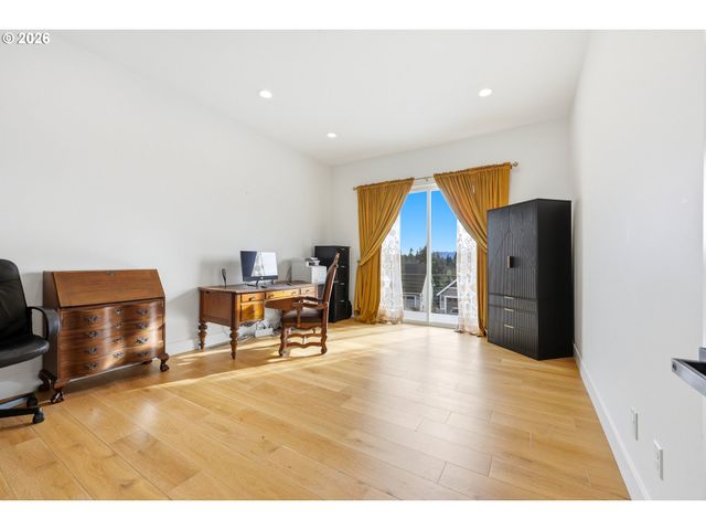 1345 N R St, Washougal, WA 98671