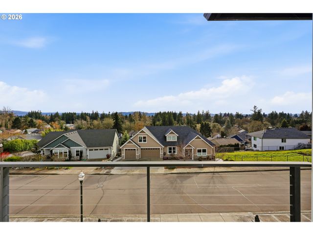1345 N R St, Washougal, WA 98671