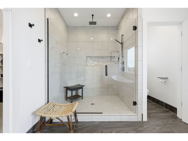 1345 N R St, Washougal, WA 98671