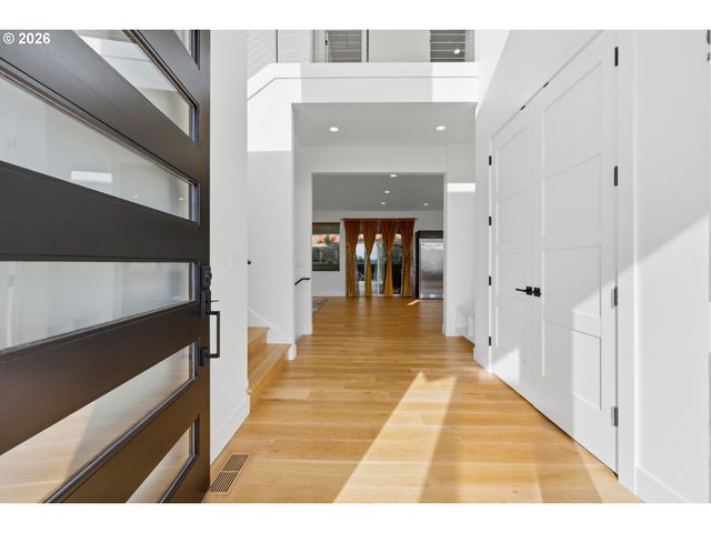 1345 N R St, Washougal, WA 98671