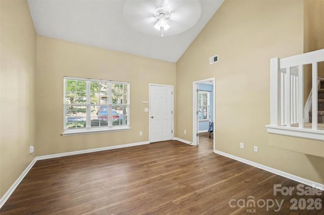 10134 Frosty Lane, Charlotte, NC 28216