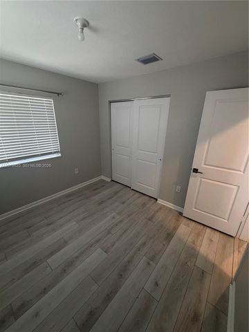 2355 SE 10th St, Homestead, FL 33035