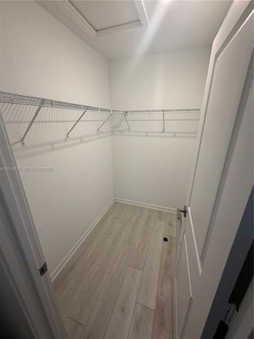 2355 SE 10th St, Homestead, FL 33035