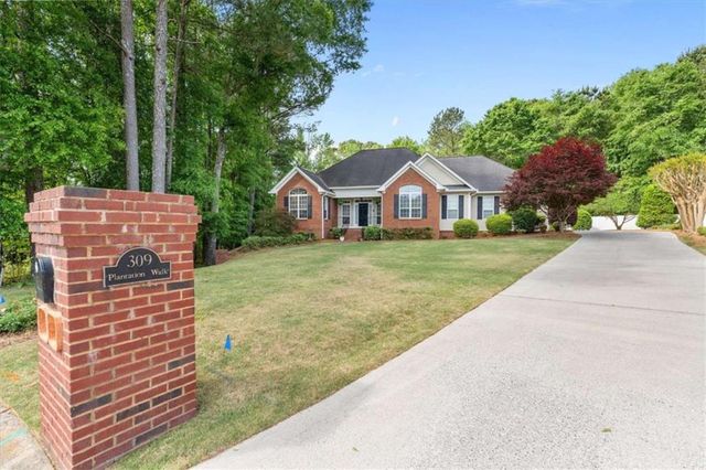 309 Plantation Walk, Carrollton, GA 30117