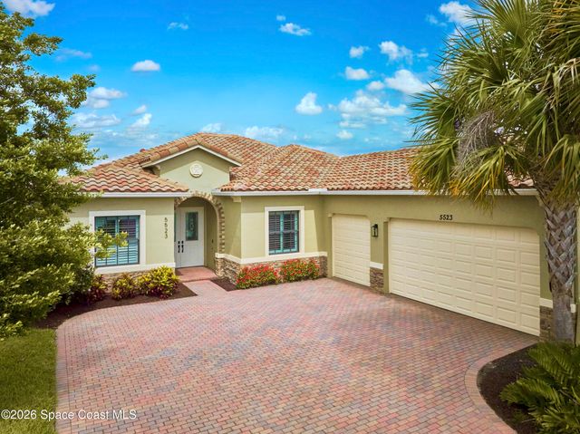 5523 49th Avenue, Vero Beach, FL 32967