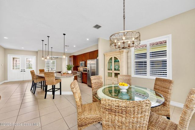 5523 49th Avenue, Vero Beach, FL 32967