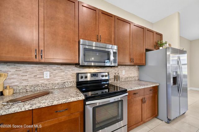 5523 49th Avenue, Vero Beach, FL 32967