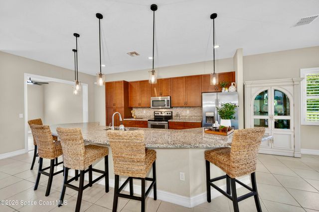 5523 49th Avenue, Vero Beach, FL 32967