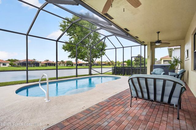 5523 49th Avenue, Vero Beach, FL 32967