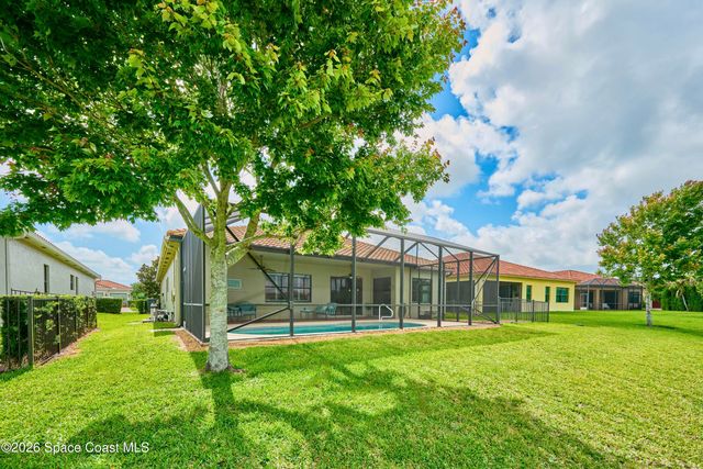 5523 49th Avenue, Vero Beach, FL 32967