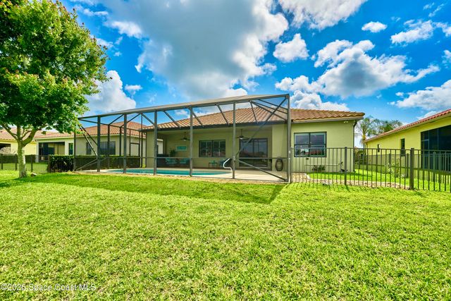 5523 49th Avenue, Vero Beach, FL 32967