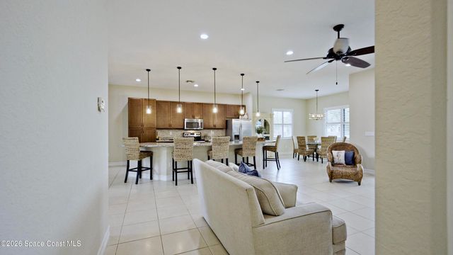 5523 49th Avenue, Vero Beach, FL 32967