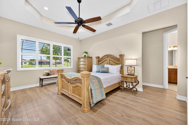 5523 49th Avenue, Vero Beach, FL 32967