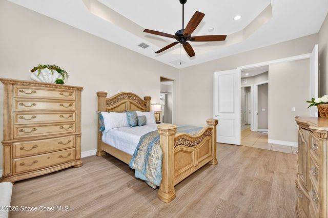 5523 49th Avenue, Vero Beach, FL 32967
