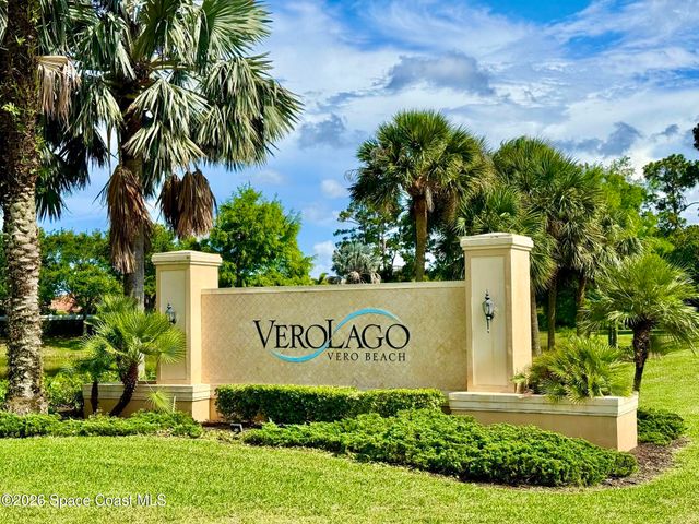 5523 49th Avenue, Vero Beach, FL 32967