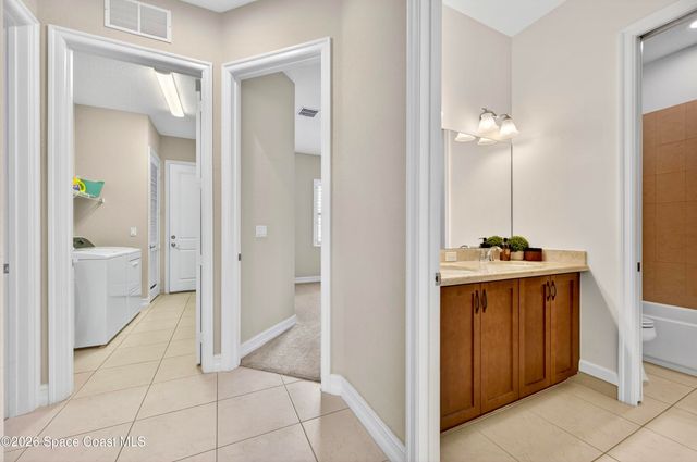 5523 49th Avenue, Vero Beach, FL 32967