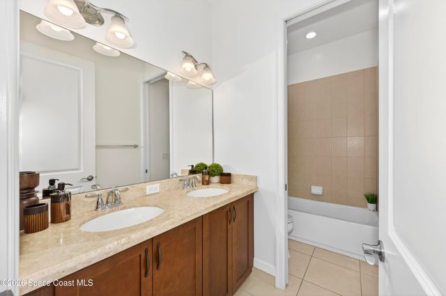 5523 49th Avenue, Vero Beach, FL 32967
