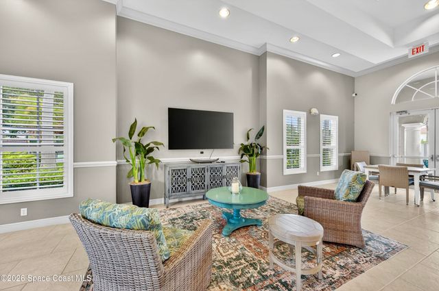 5523 49th Avenue, Vero Beach, FL 32967