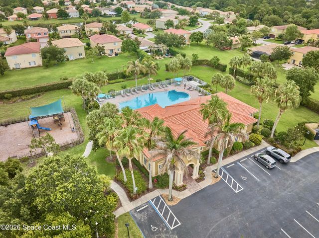 5523 49th Avenue, Vero Beach, FL 32967