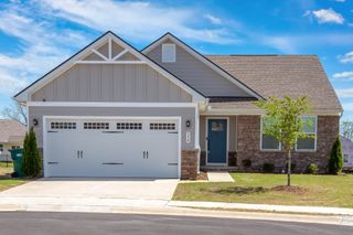 554 Biltmore Ct, White House, TN 37188