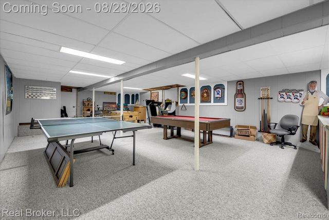 5214 Daniels Drive, Troy, MI 48098