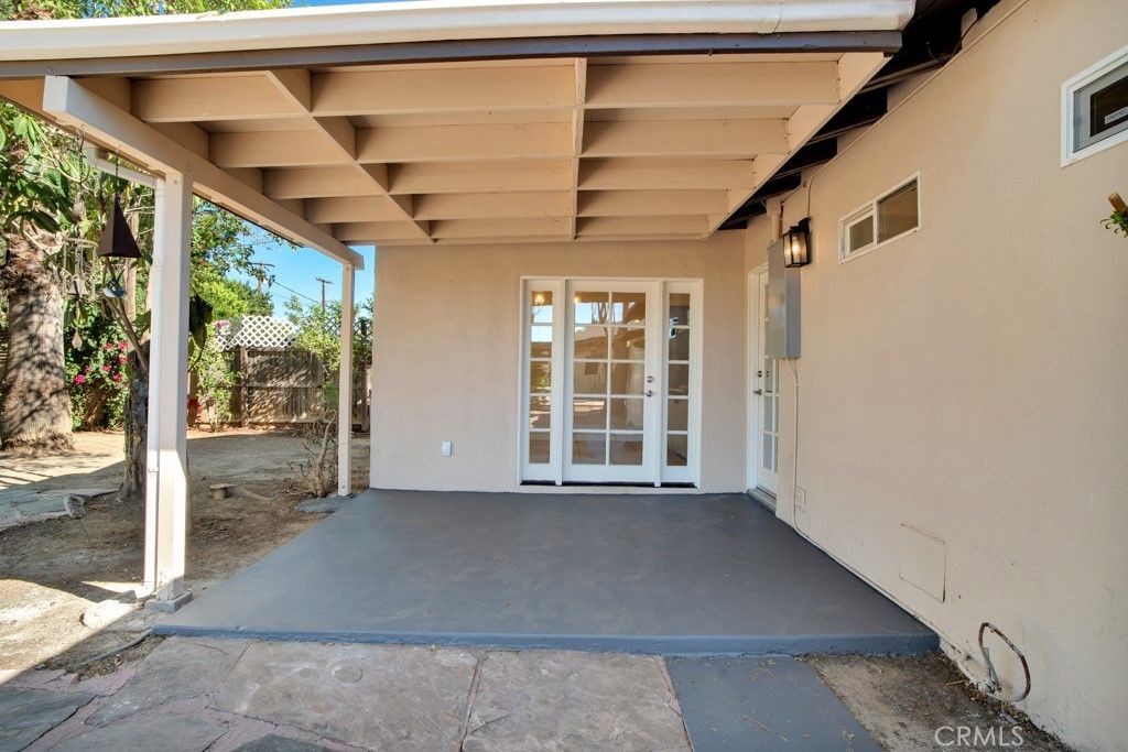 Image 40 of property listing at 7633-7635 Fallbrook Avenue, West Hills, CA 91304