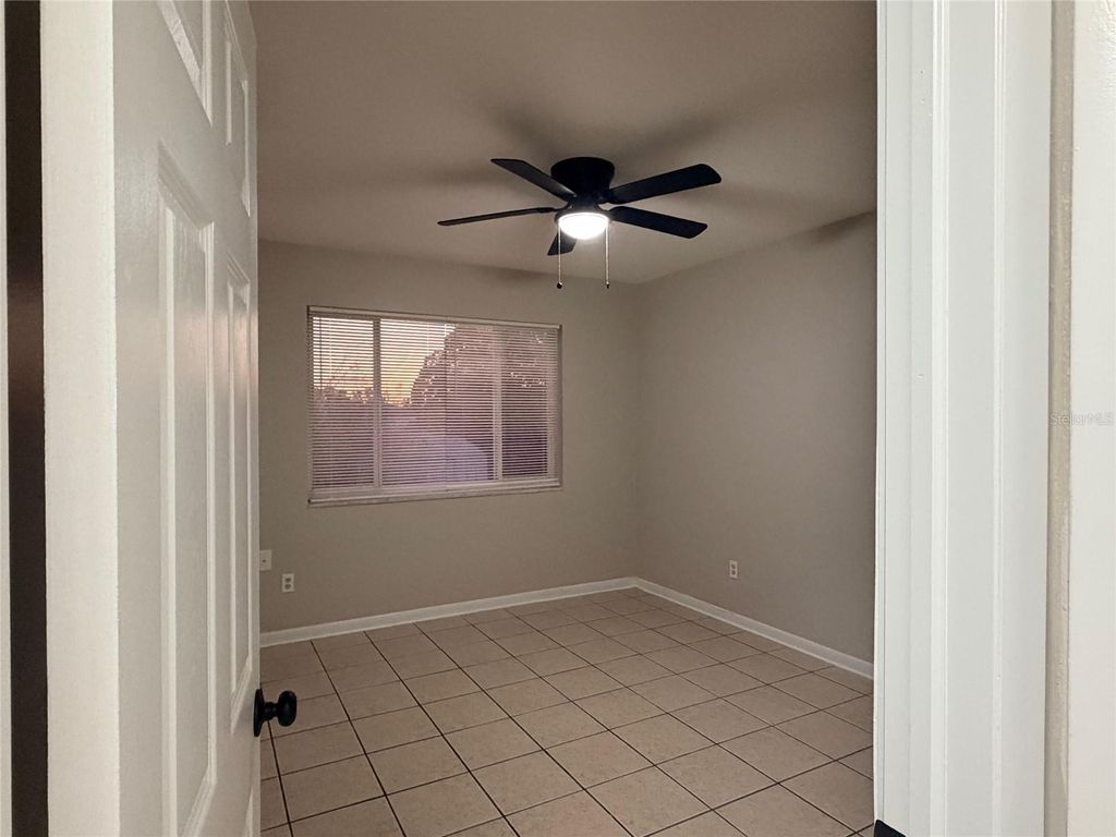 Image 7 of property listing at 1233 NEWHOPE ROAD, Spring Hill, FL 34606