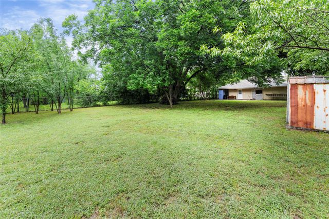 1121 Sam Houston Drive, Garland, TX 75042
