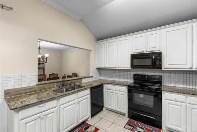 1121 Sam Houston Drive, Garland, TX 75042