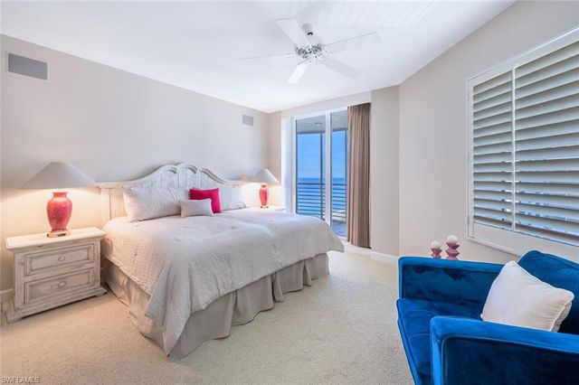 8231 Bay Colony DR # 1004, Naples, FL 34108