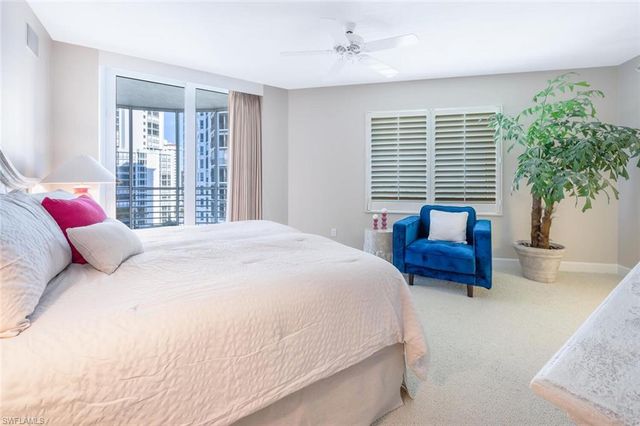 8231 Bay Colony DR # 1004, Naples, FL 34108