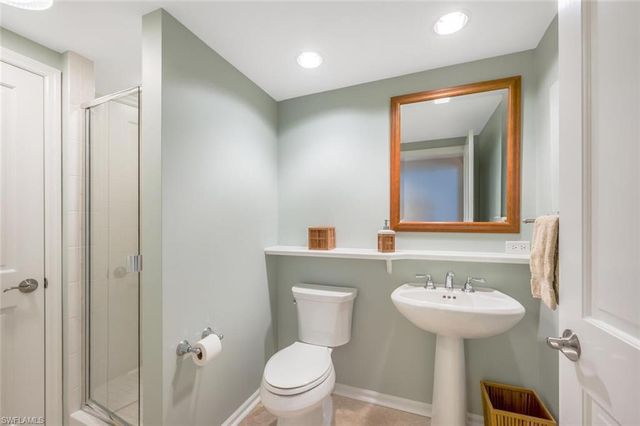 8231 Bay Colony DR # 1004, Naples, FL 34108