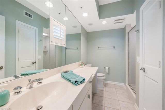 8231 Bay Colony DR # 1004, Naples, FL 34108